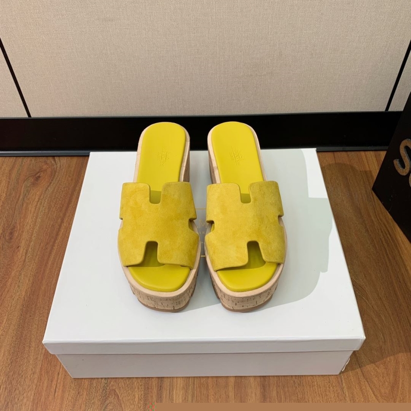 H**mes slippers